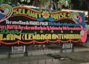 Kirimkan Karangan Bunga, Masyarakat Apresiasi Polri Tangkap Bandar Narkoba Jambi Helen cs