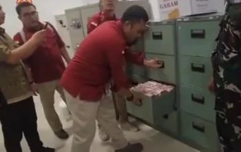 Sahroni Bagikan Video Penggeledahan yang Diduga Ruangan Stafsus Budi Arie, Kejagung: Itu Kasus Duta Palma