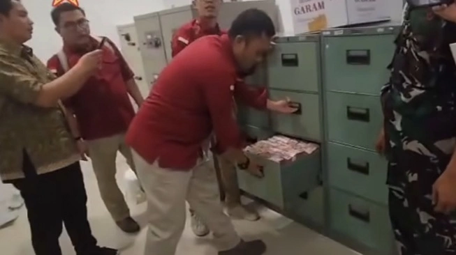 Sahroni Bagikan Video Penggeledahan yang Diduga Ruangan Stafsus Budi Arie, Kejagung: Itu Kasus Duta Palma