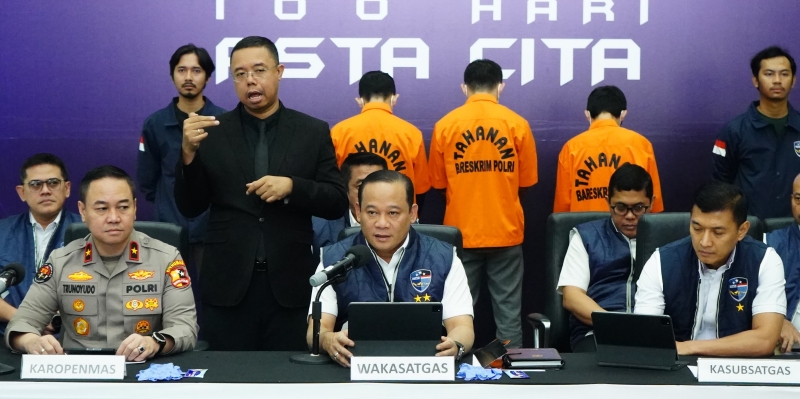 ASN Komdigi Terlibat Judol, Roy Suryo Dorong Pemeriksaan Pejabat Era Budi Arie Setiadi
