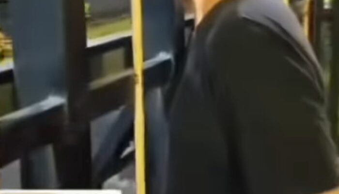 Karena tak diberi izin membesuk, Seorang pemuda membuat kegaduhan di Polsek Kelapa Gading