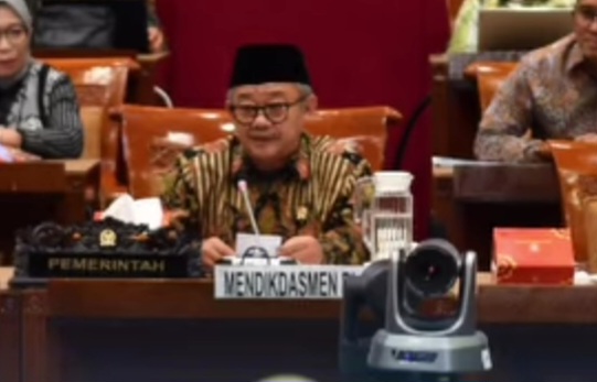 Mendikdasmen Tegaskan Guru Swasta Akan Mendapatkan Kenaikan Gaji 