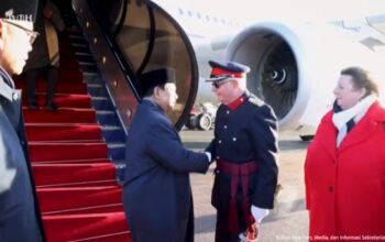 Presiden Prabowo Tiba di Inggris, Agendakan Bertemu Raja Charles dan PM Keir Starmer