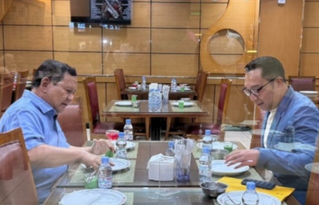 Presiden Prabowo Makan Malam Dengan Ridwan Kamil, Ada Apa?