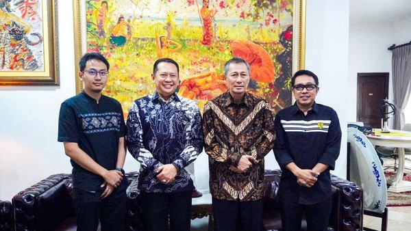 Bamsoet Dorong Pemberian Gelar Pahlawan Nasional ke Soeharto & Gus Dur