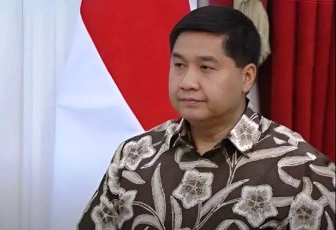 Sentil Hasto, Maruarar Sirait Buka Sayembara Penangkapan Harun Masiku Berhadiah Rp8 Miliar
