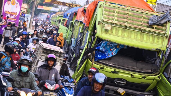 Pasca Ricuh, Aktivitas Truk Tanah di Teluknaga Tangerang Disetop 3 Hari