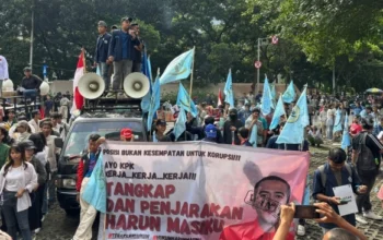 Pendemo Ancam Bakar Gedung KPK Jika Harun Masiku Tak Segera Ditangkap