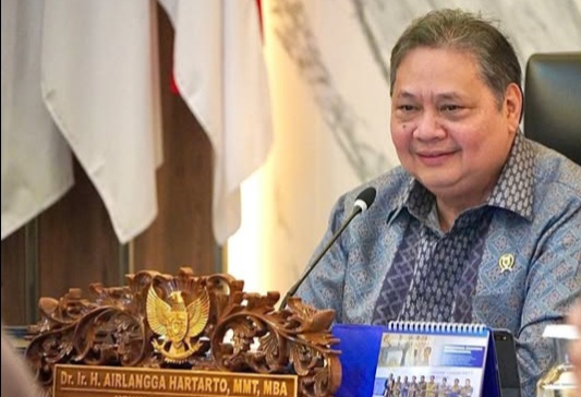 Rupiah Jatuh ke Rp17.300, Airlangga Ungkap Ini Tekanan Global