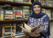 Mengatasi Kesenjangan Sosial di Era Digital: Pandangan Devie Rahmawati