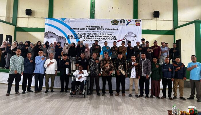 Ken Setiawan dan Eks Simpatisan HTI Garut Pimpin Deklarasi Ikrar Setia NKRI