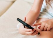 Kementerian PPPA Siapkan Aturan Pembatasan Anak Main Media Sosial