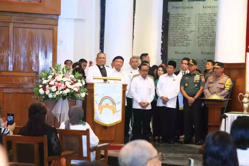 Pendeta dan Jemaat Gereja Apresiasi Penuh atas Pengamanan Natal oleh Polri