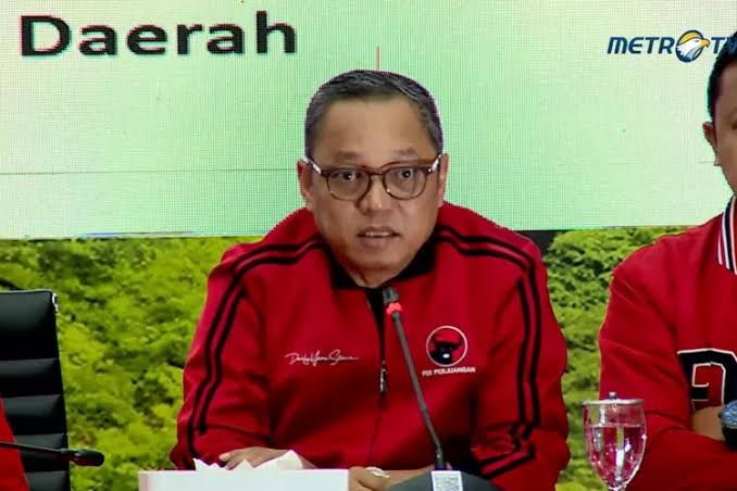 Pernyataan Deddy Sitorus Dibancaki Banyak Pihak, IPW Hingga Kompolnas Tolak Polri Dikembalikan ke TNI ! Ini Alasannya