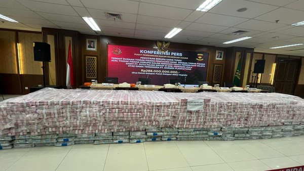 Bagai Kasur Raksasa, Ini Dia Tumpukan Rp 288 M yang Disita Kejagung di Kasus TPPU Duta Palma