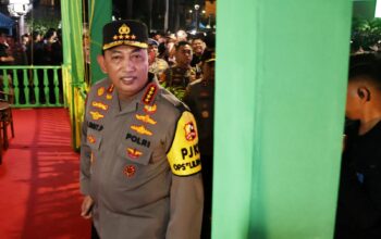 FOTO : Kapolri Datang Ke Bundaran HI Pastikan Situasi Malam Tahun Baru Berjalan Aman Lancar
