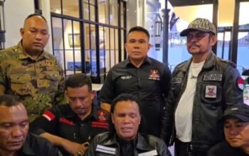 Hercules Perintahkan Seluruh Jajaran GRIB JAYA se Indonesia agar Tak Terprovokasi, Tak ada Konflik dengan Ormas & Jaga Persatuan