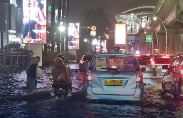 Banjir Masih Rendam Wilayah Jakarta