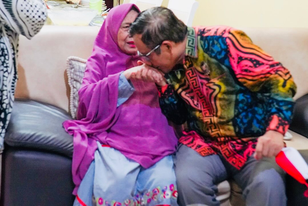 Mahfud MD dan Siti Khadijah