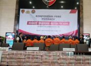 Total Ada 15 Tersangka Kasus Robot Trading NET89, Bareskrim: 3 Masih Buron