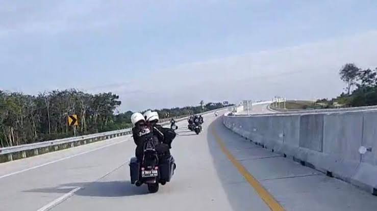 Wacana Moge Masuk Tol