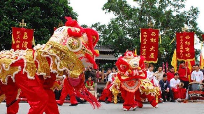 Tahun Baru Imlek 2025, Ancol & TMII Diserbu Pengunjung