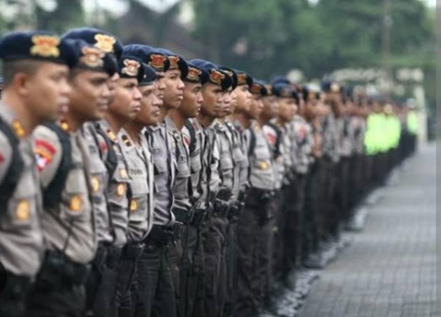 2.460 Personel TNI-Polri Kembali Diterjunkan Kawal Demo Indonesia Gelap 