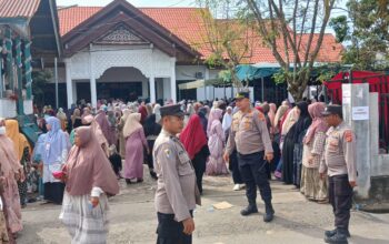 35 Ribu Pelayat Tumpah Ruah di Kuta Krueng, Polres Pidie Jaya Pastikan Keamanan Terjaga