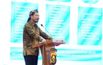Polda Sumsel Gelar Pembinaan Personel, Hadirkan Pendiri NII Crisis Center Ken Setiawan