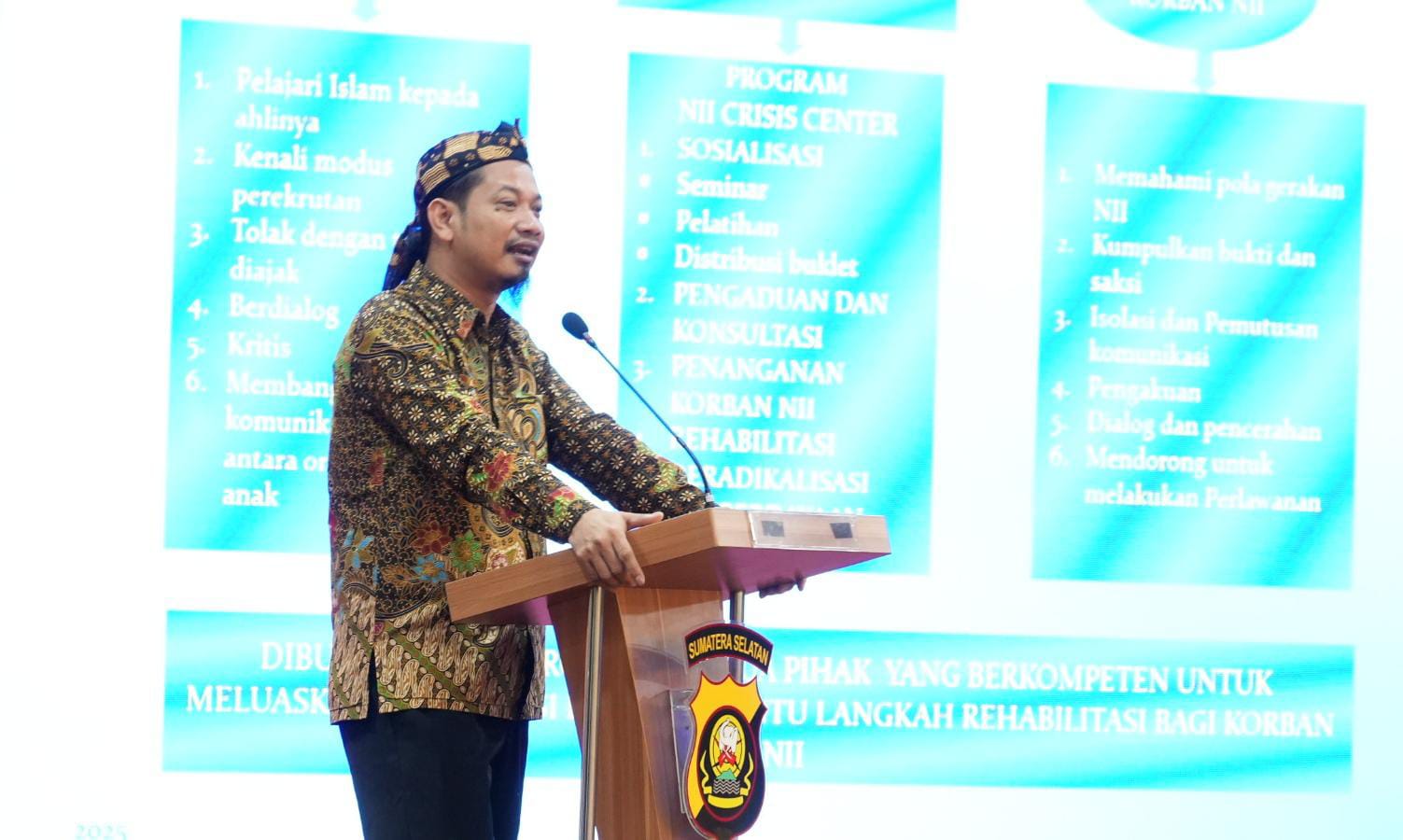 Polda Sumsel Gelar Pembinaan Personel, Hadirkan Pendiri NII Crisis Center Ken Setiawan