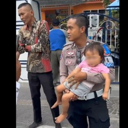 Aksi Sigap Satlantas Sampang: Temukan Balita Terlantar di Jalan Raya