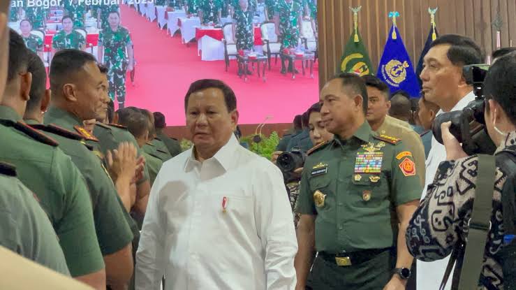Prabowo Kumpulkan Pati & Pamen TNI di Istana Bogor, Ada Apa ?