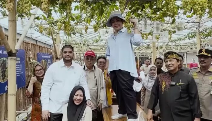Titiek Soeharto Kecewa Dengan Banyaknya Buah Import di Indonesia