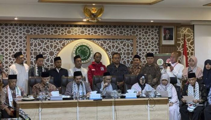 Jumpa Pers Bela Palestina Lawan Trump oleh ARI-BP & MUI
