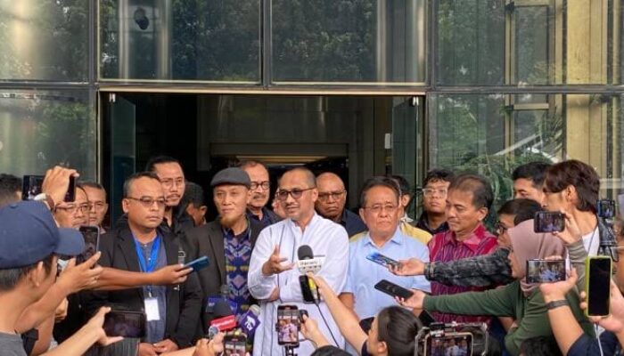 Abraham Samad Laporkan Pengusaha Dibelakang Skandal HGB Pagar Laut Tangerang