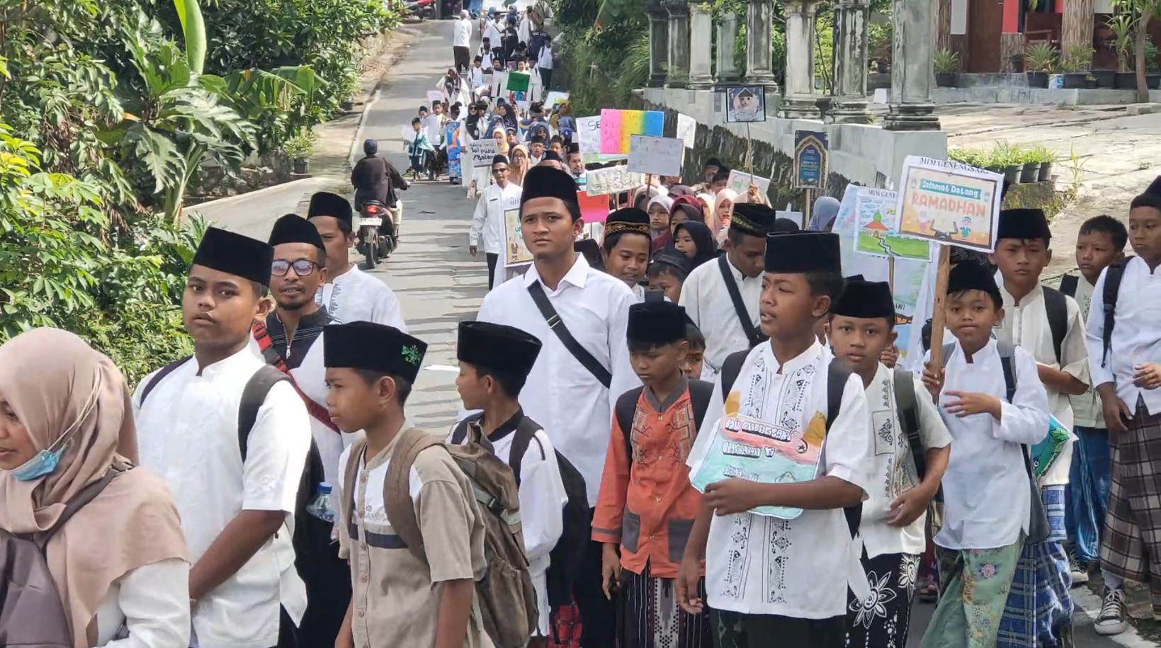 Boyolali Sambut Ramadhan dengan Pawai Budaya Meriah Boyolali Sambut Ramadhan dengan Pawai Budaya Meriah