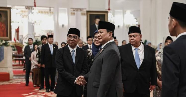 Rekor Reshuffle Pasca 100 Hari, Gara-Gara Demo Besar Indonesia Gelapkah ?