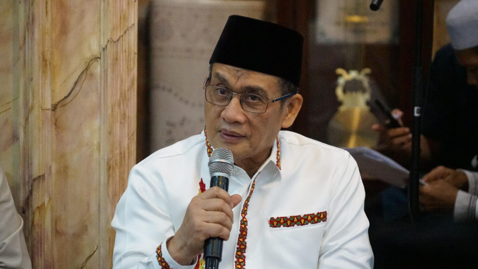 Wamenag Kecam Ormas Pemalak THR: Budaya atau Gaya Premanisme?