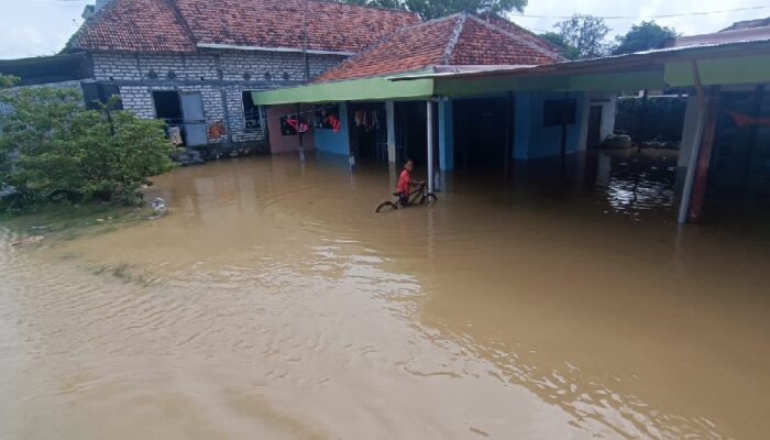 1.089 Rumah Warga di Sampang Tergenang Banjir