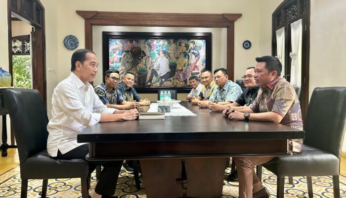 Bertemu di Solo, Jokowi Bersedia Menjadi Dewan Pembina Rampai Nusantara