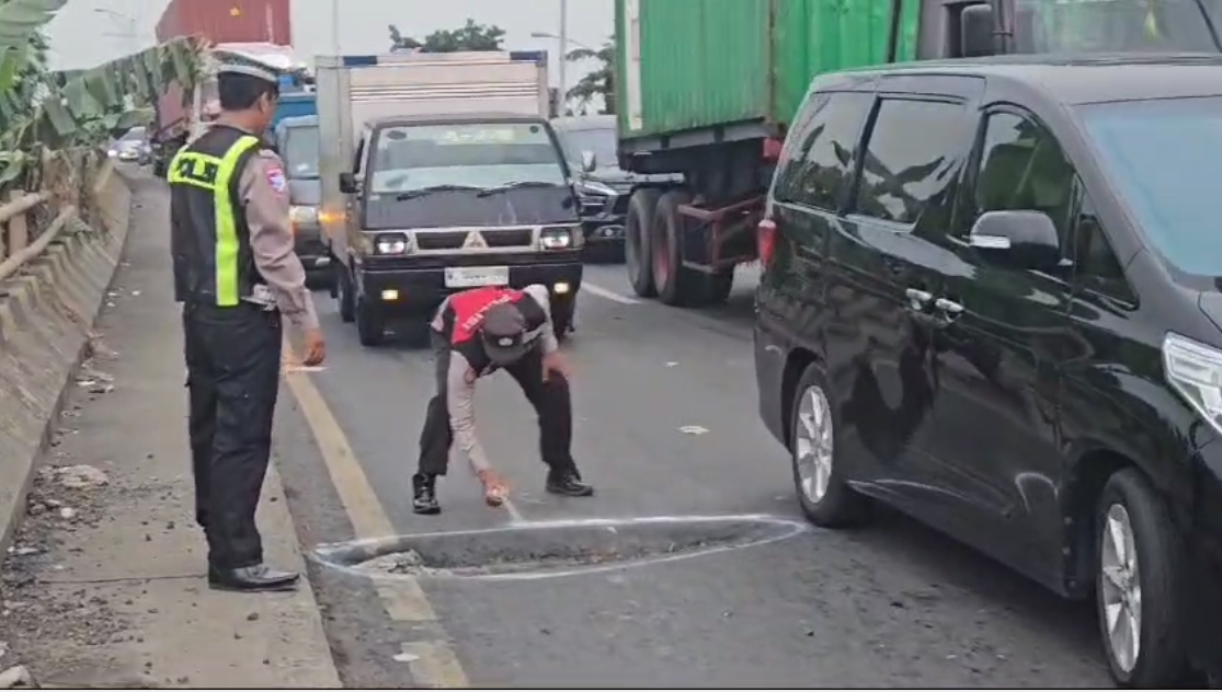 Jelang Arus Mudik 2025, Sambungan Jembatan Porong-Sidoarjo Ambles, Jalur Malang-Surabaya Terganggu