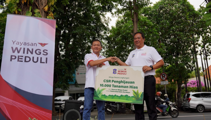 Yayasan WINGS Peduli dan Pemkot Surabaya Tanam 10 Ribu Tanaman Hias
