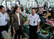 Menpar Pantau Arus Mudik di Stasiun Pasar Senen