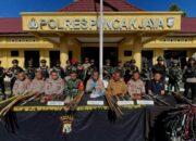 Bentrok Pendukung Paslon Pilkada di Puncak Jaya