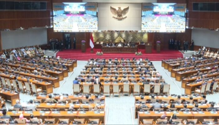 DPR Dukung Langkah Presiden Bentuk Komisi Reformasi Polisi