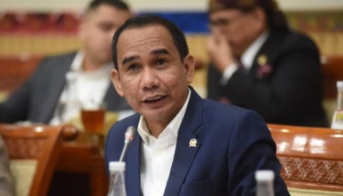 Komisi III DPR RI Menilai Robot Polisi Bagian dari Inovasi dan Kreativitas Polri