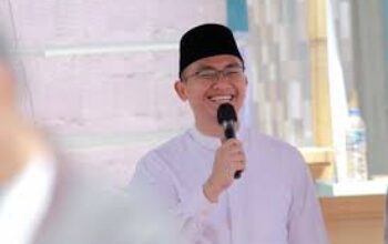 Ternyata Calon Bupati Serang Andika Hazrumy yang Gugat Ratu Zakiyah adalah Anak Ratu Atut ! Menolak Lupa Dinasti Politik