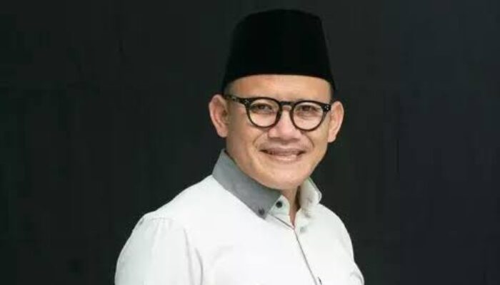 Seribu Sehari: Gotong Royong Boleh, Tapi Mesin Negara Harus Jalan