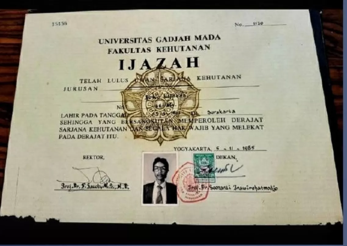Publik Terbelah Antara Curiga dan Bela Soal Isu Dugaan Ijazah Jokowi Palsu