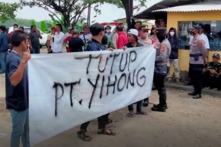 Polemik PHK Massal 1.126 Karyawan di PT Yihong Novatex